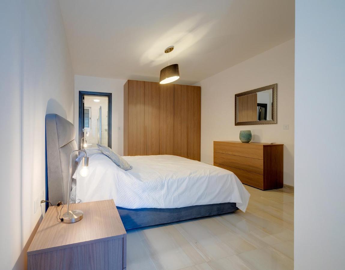 Chic 2Br Apartment, Ideal Location Ta Xbiex Exterior photo